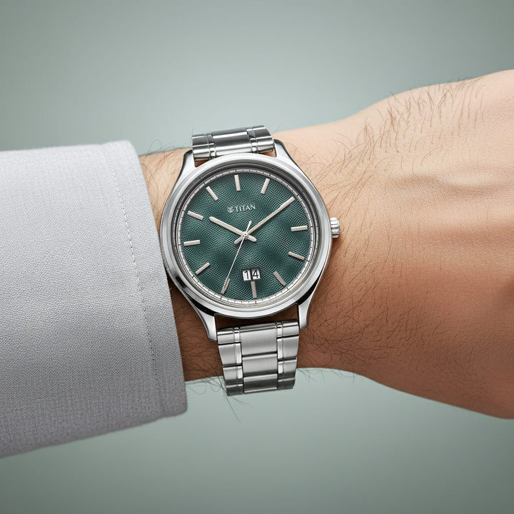 https://www.titan.co.in/dw/image/v2/BKDD_PRD/on/demandware.static/-/Sites-titan-master-catalog/default/dw18a16f58/images/Titan/Catalog/10033SL03_8.jpg
