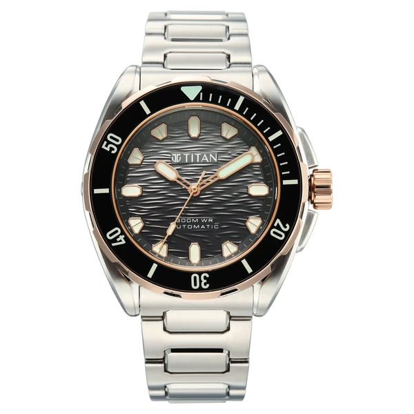 Titan Diver’s 10069KM02 Black Dial Men&
