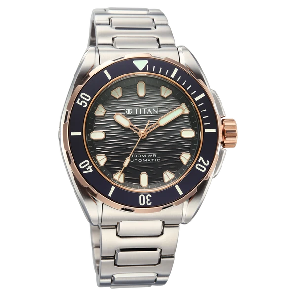 Titan Diver’s 10069KM02 Black Dial Men&