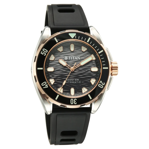 Titan Diver’s 10069KM02 Black Dial Men&