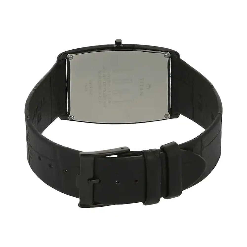 Titan NP1596NL01 Edge Analog Watch For Men