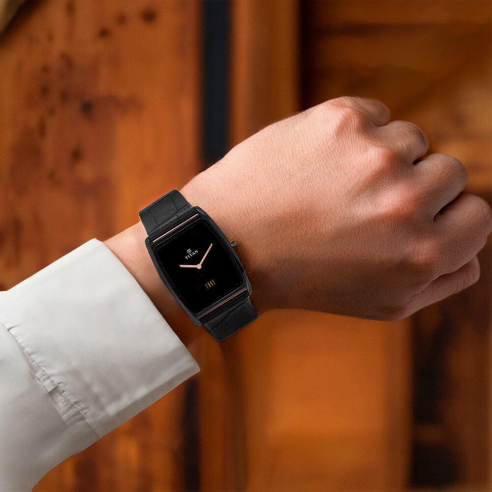 Titan Edge Black Dial Analog Leather Strap watch for Men - The Watch Factory ®