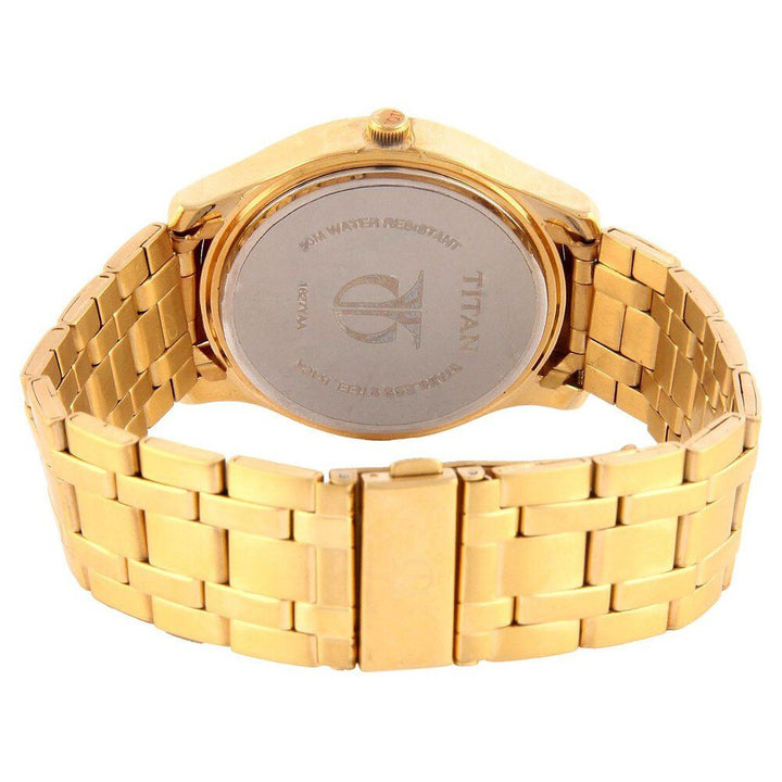 Titan Quartz Analog with Day and Date Black Dial Watch for Men-1627YM03