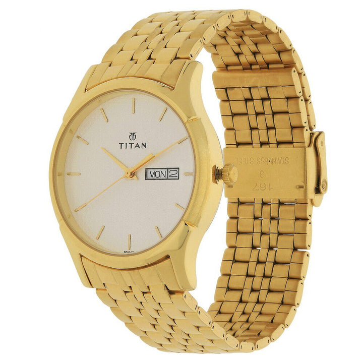 Titan Quartz Analog with Day and Date Silver Dial Stainless Steel Strap Watch for Men NS1636YM01