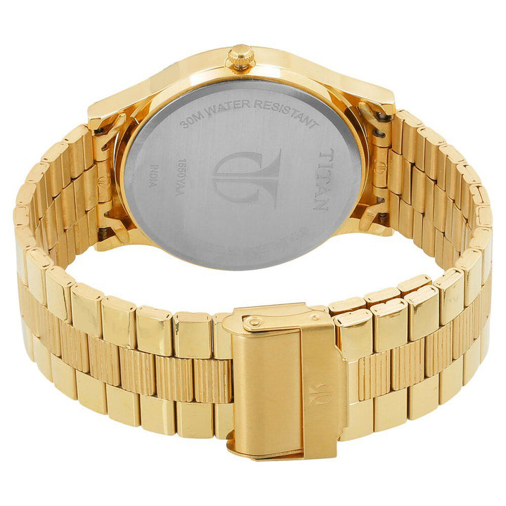 Titan Quartz Analog with Day and Date White Dial Stainless Steel Strap Watch for Men NS1650YM03