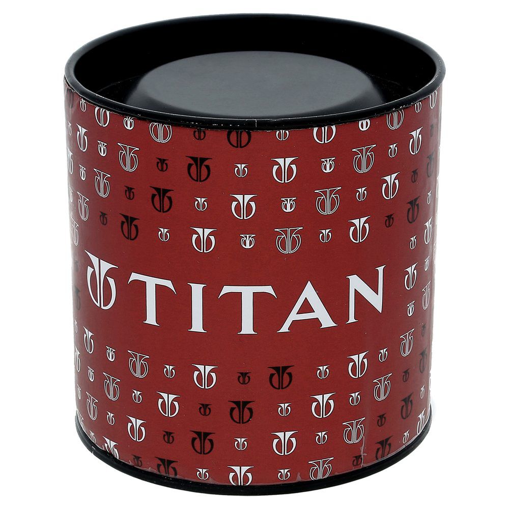 Titan Analog with Date Dial Stainless Steel Strap watch for Men NS1775BM01