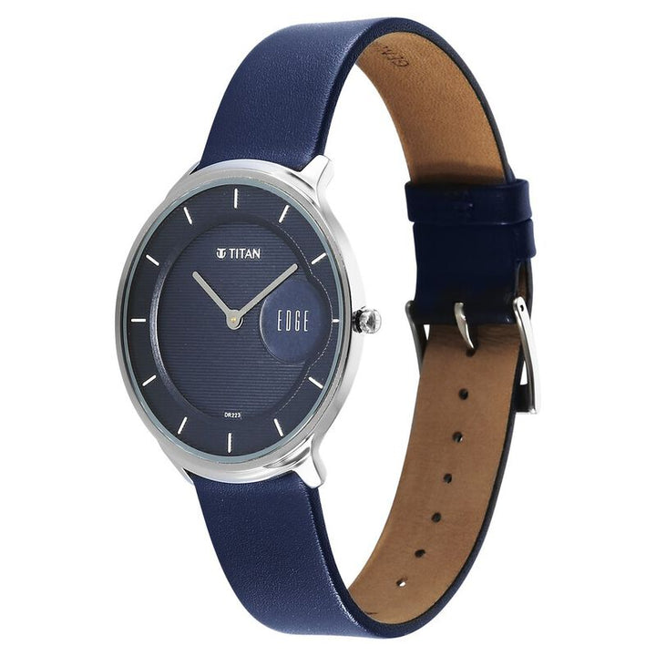 https://www.titan.co.in/dw/image/v2/BKDD_PRD/on/demandware.static/-/Sites-titan-master-catalog/default/dw9ffa10eb/images/Titan/Catalog/1843SL03_4.jpg?sw=800&amp;sh=800
