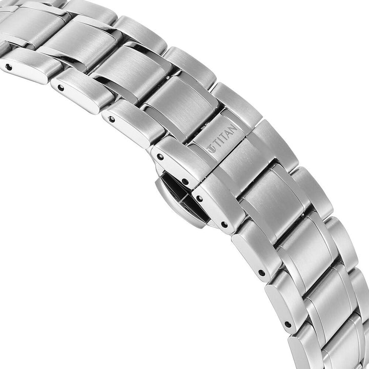 Titan Edge Murals Quartz Analog Blue Dial Stainless Steel Strap Watch For Men-1843SM04