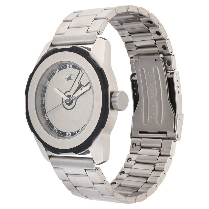 Fastrack Quartz Analog Silver Dial Stainless Steel Strap Watch for Guys NP3099SM01