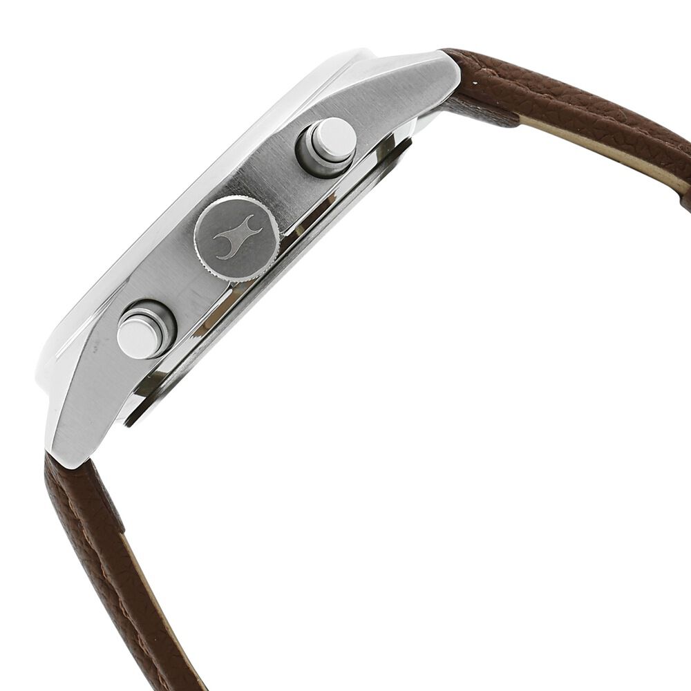 Fastrack All Nighters Quartz Multifunction Brown Dial Leather Strap Watch for Guys NS3165SL01