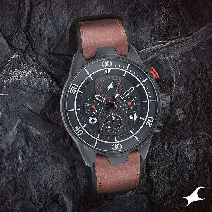 Fastrack All Nighters Quartz Multifunction Black Dial Leather Strap Watch for Guys NS3195AP01