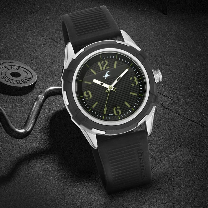 Fastrack Fastfit Quartz Analog Black Dial Silicone Strap Watch for Guys NP3225KP01