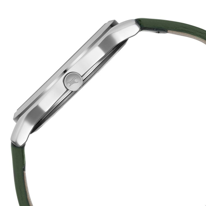 Fastrack Stunners Quartz Analog Green Dial Leather Strap Watch for Guys NS3255SL02
