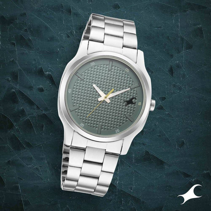 Fastrack Stunners Quartz Analog Green Dial Metal Strap Watch for Guys NR3255SM02