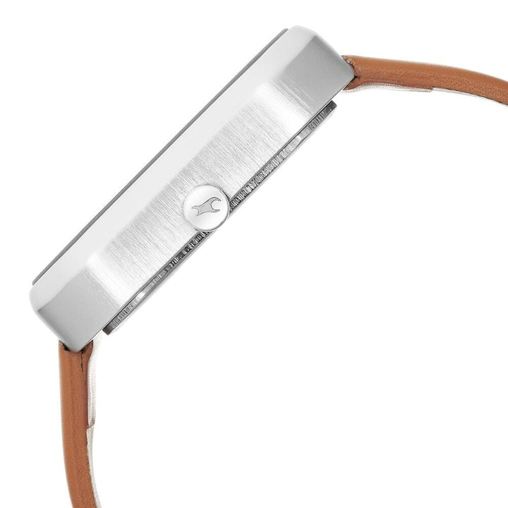 Fastrack After Dark Beige Dial Leather Strap Watch for Guys NS3272SL02