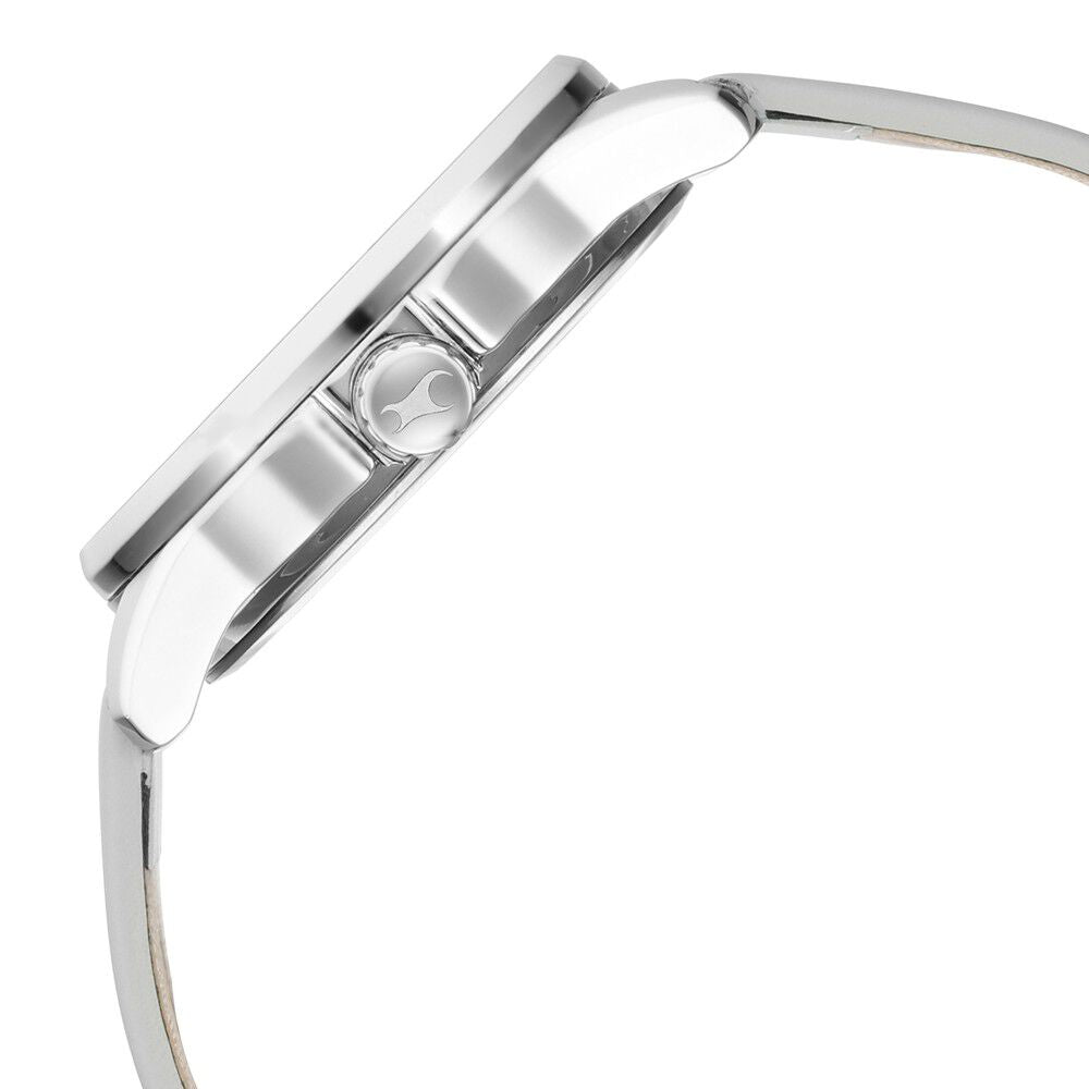 Fastrack Exuberant Quartz Analog White Dial Leather Strap Watch for Guys 3283SL01