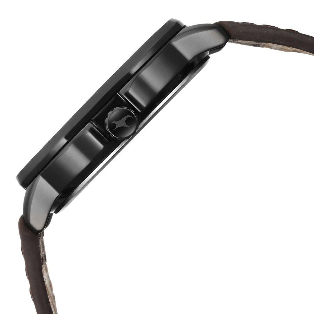 Fastrack Fleek Quartz Multifunction Green Dial Leather Strap Watch for Guys 3303NL01