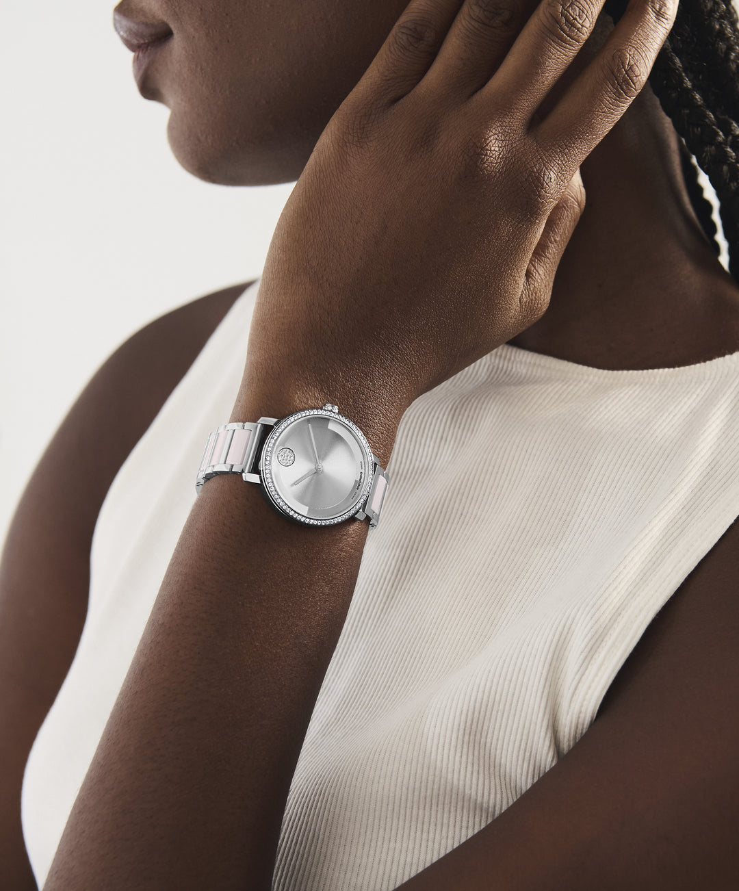 https://sfcc-prod.movado.com/dw/image/v2/BDKZ_PRD/on/demandware.static/-/Sites-mgi-master/default/dw6023c911/images/products/3601300_Wrist_W.jpg