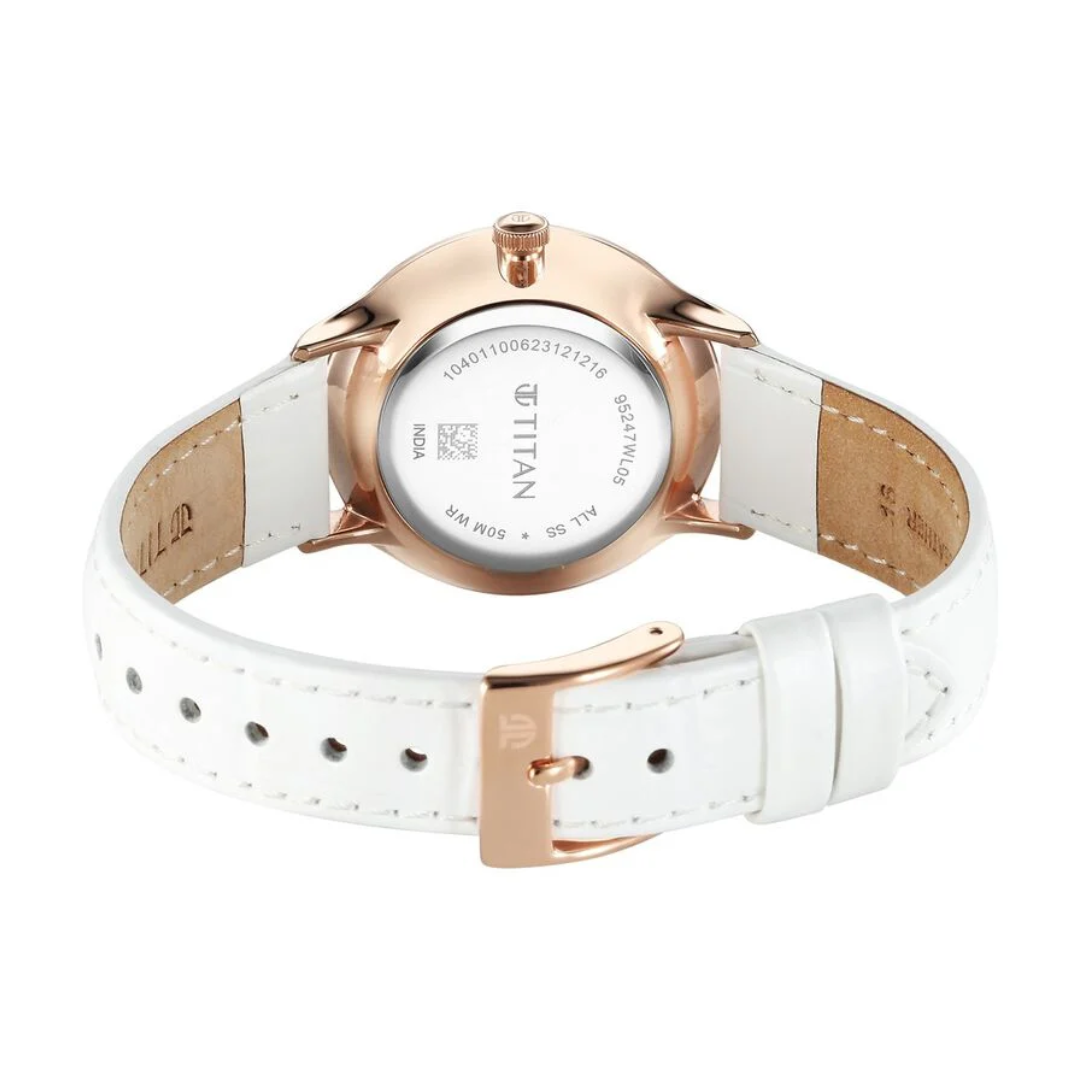 Titan Bright Leathers Silver Dial Analog with Date Leather Strap watch for Women 95247WL05 / NS95247WL05