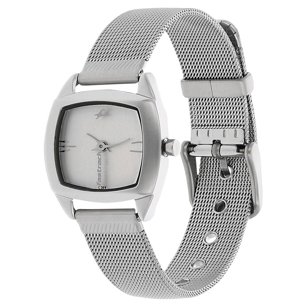 Fastrack Quartz Analog Silver Dial Metal Strap Watch for Girls NP6001SM01