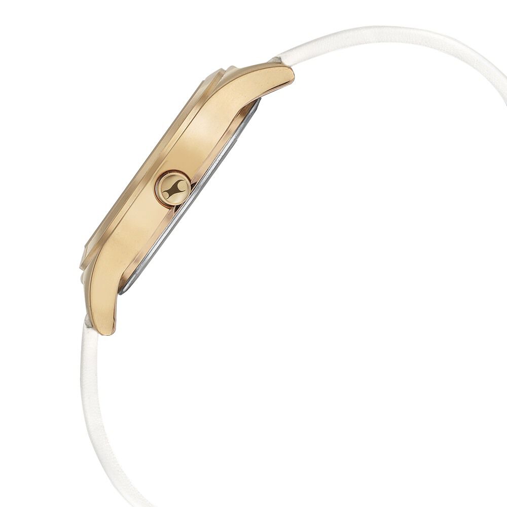 Fastrack Style Up Silver Dial Leather Strap Watch for Girls NS6152WL01