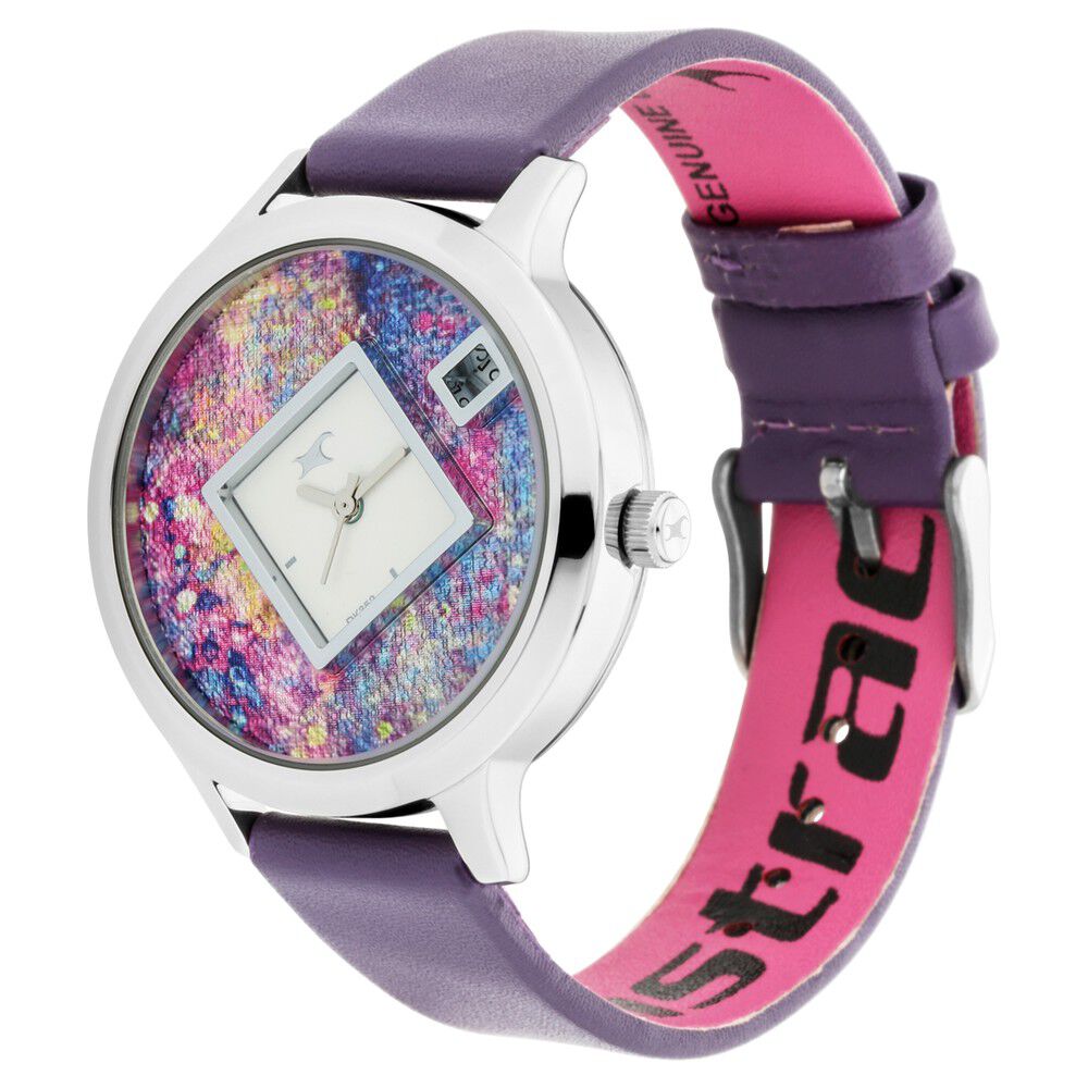 Fastrack Fit Outs Quartz Analog with Date Multicoloured Dial Leather Strap Watch for Girls NR6210SL02