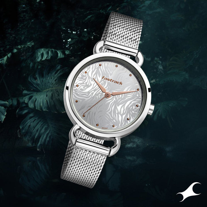 Fastrack Animal Print Quartz Analog Silver Dial Stainless Steel Strap Watch for Girls NS6221SM01