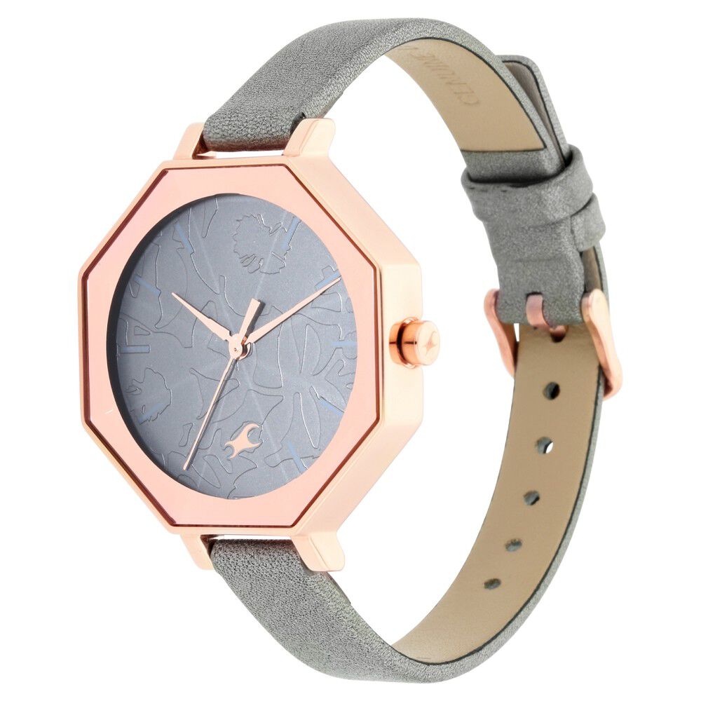 Fastrack Paint Me Quartz Analog Black Dial Leather Strap Watch for Girls NS6226WL02