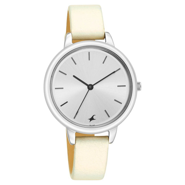 Fastrack Glitch Quartz Analog Silver Dial Leather Strap Watch for Girls NR6234SL01