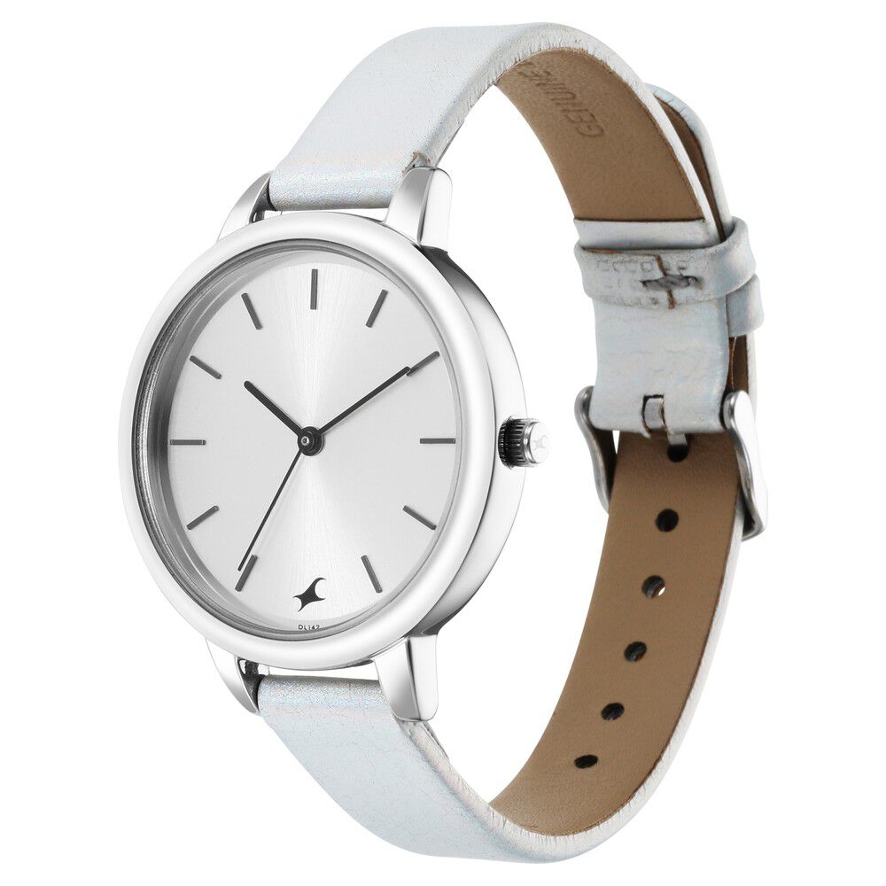 Fastrack Glitch Quartz Analog Silver Dial Leather Strap Watch for Girls NR6234SL01