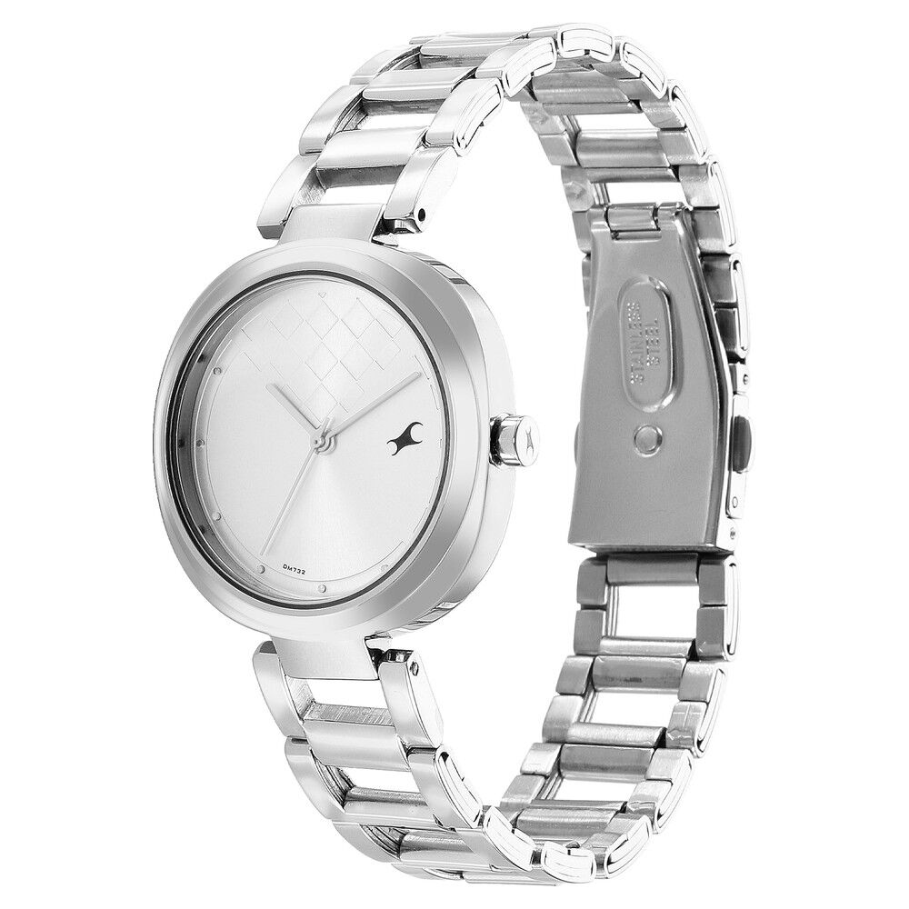 Fastrack Stunners Quartz Analog Silver Dial Stainless Steel Strap Watch for Girls NS6247SM02
