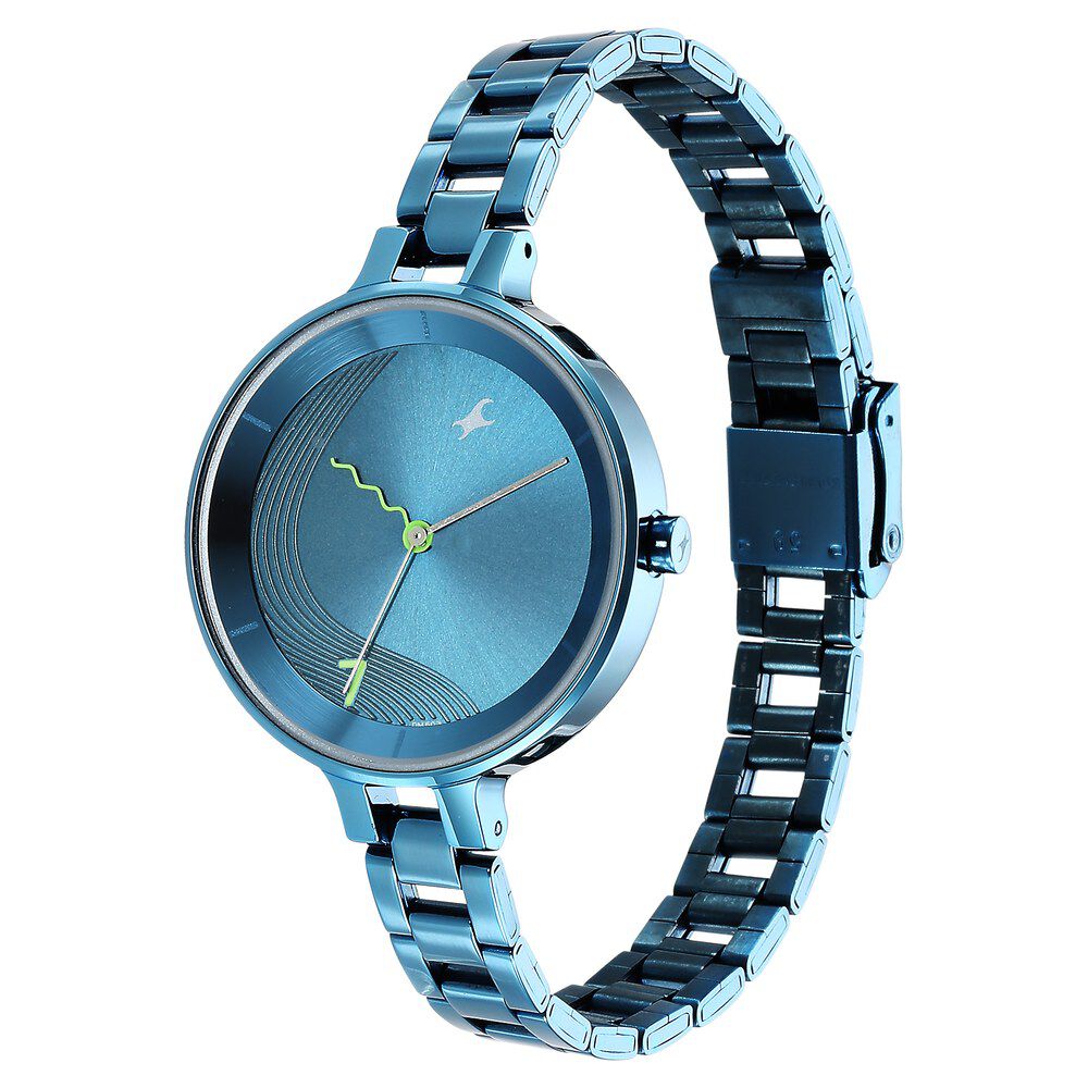 Fastrack Stunners Quartz Analog Blue Dial Metal Strap Watch for Girls NS6265QM01