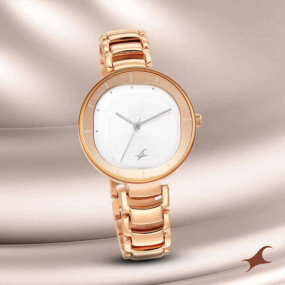 Fastrack Style Up Quartz Analog Silver Dial Metal Strap Watch for Girls NR6270WM01