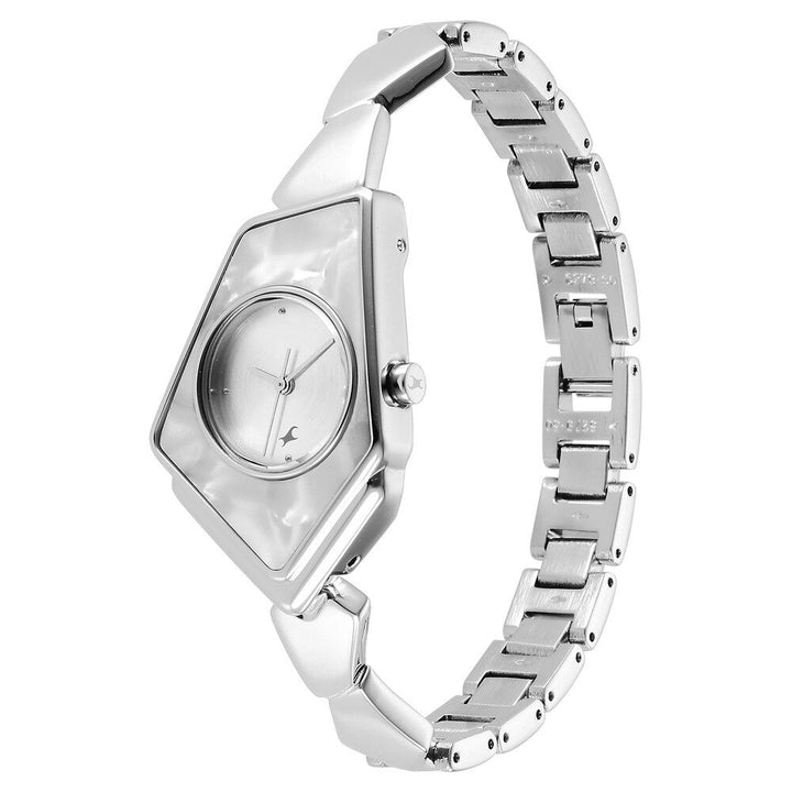 Fastrack Younique Quartz Analog Silver Dial Metal Strap Watch for Girls NS6279SM01