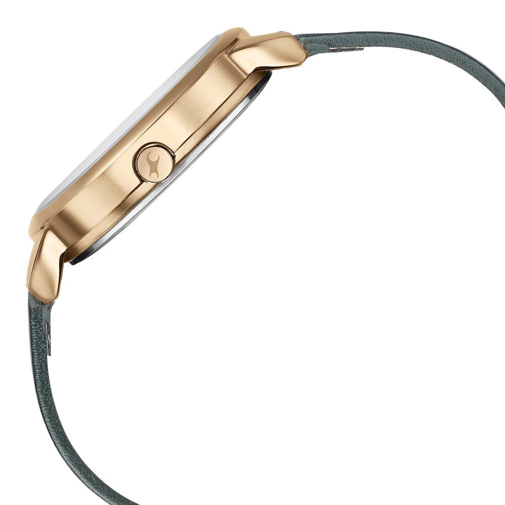 Fastrack Stunners Quartz Multifunction Green Dial Leather Strap Watch for Girls 6282WL01