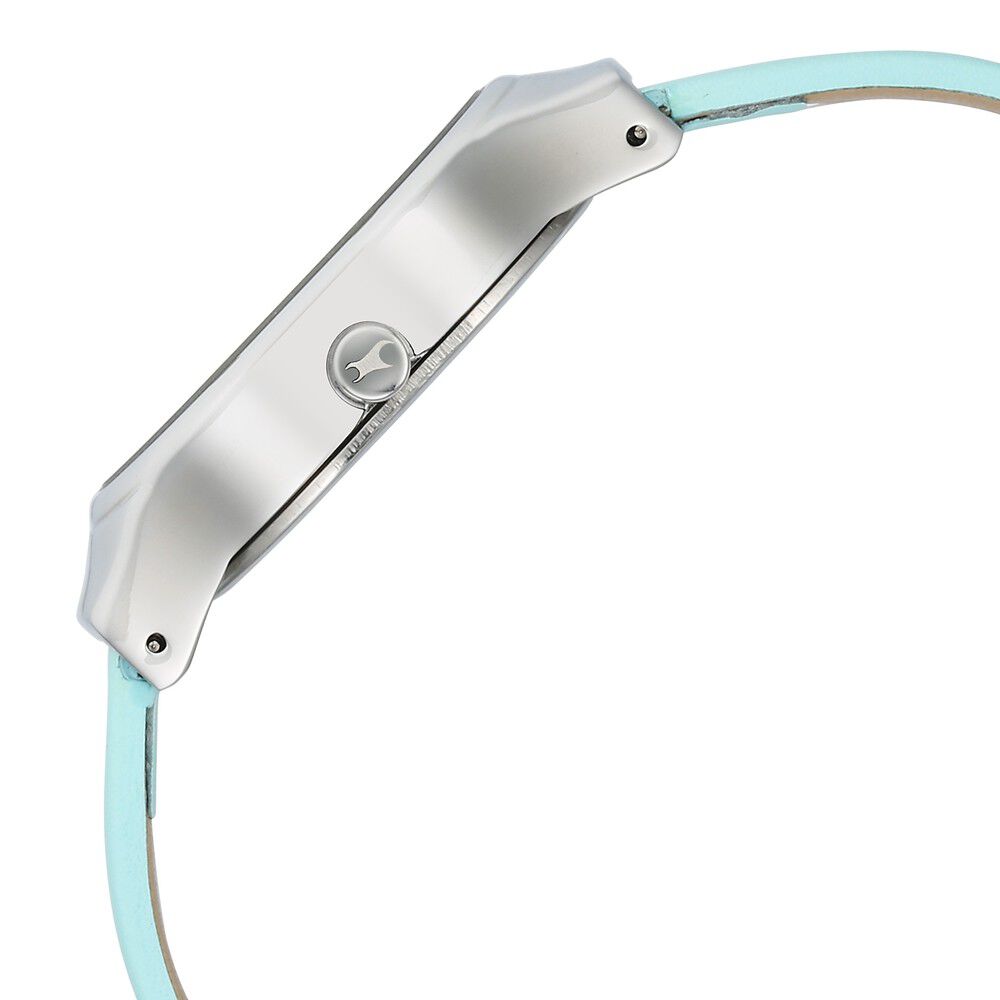 Fastrack Snob X Blue Dial Leather Strap Watch for Girls NS6283SL01