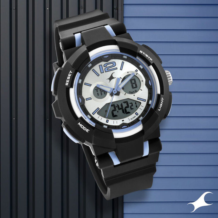 Fastrack Street Line Quartz Analog Digital Silver Dial PU Strap Watch for Girls NR68016PP01