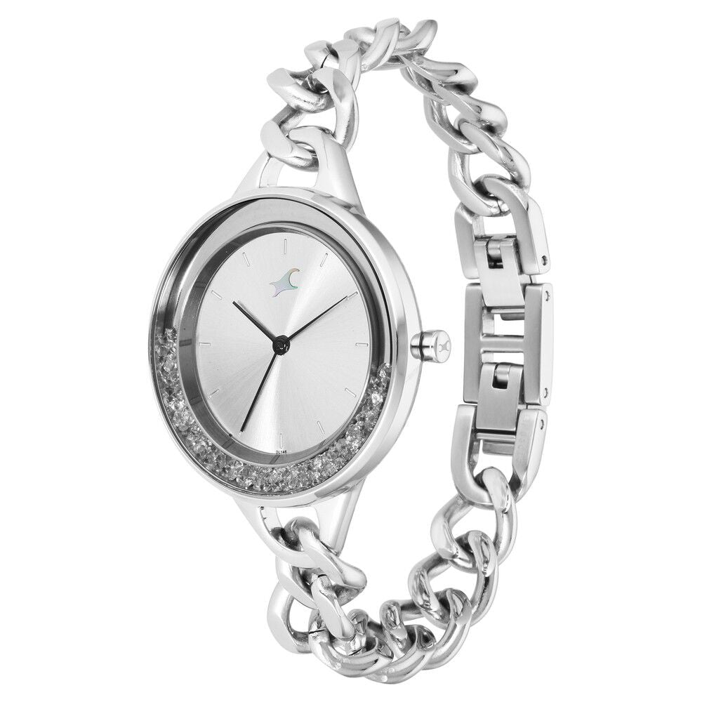 Fastrack Glitch Quartz Analog Silver Dial Metal Strap Watch for Girls NS68026SM01