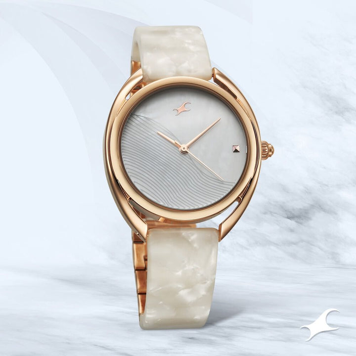 Fastrack Younique Quartz Analog Mother Of Pearl Dial Acetate And Metal Strap Watch For Girls 68036KD03