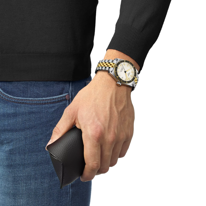 https://www.tissotwatches.com/dw/image/v2/BKKD_PRD/on/demandware.static/-/Sites-Tissot-Catalogue/default/dw9d24c48d/product-pictures/8ce96146-9840-4cfb-8d1e-07173e723529_T149-407-22-011-00_WRIST.png