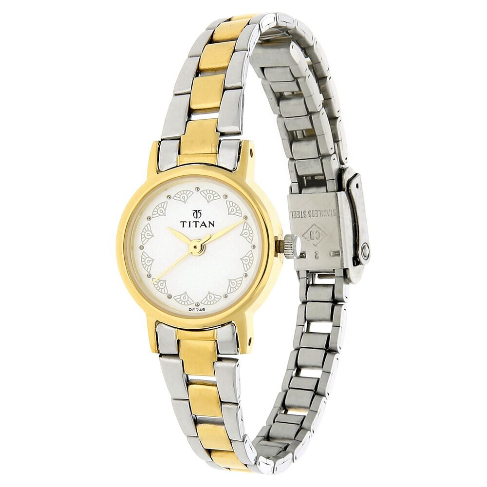 Titan Quartz Analog White Dial Stainless Steel Strap Watch for Women NS917BM01