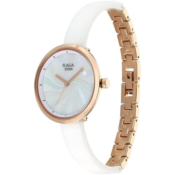 TITAN Women Raga Memoirs 95253KD01F