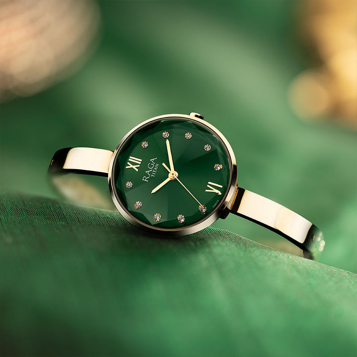 TITAN Women Raga - 95271YM01