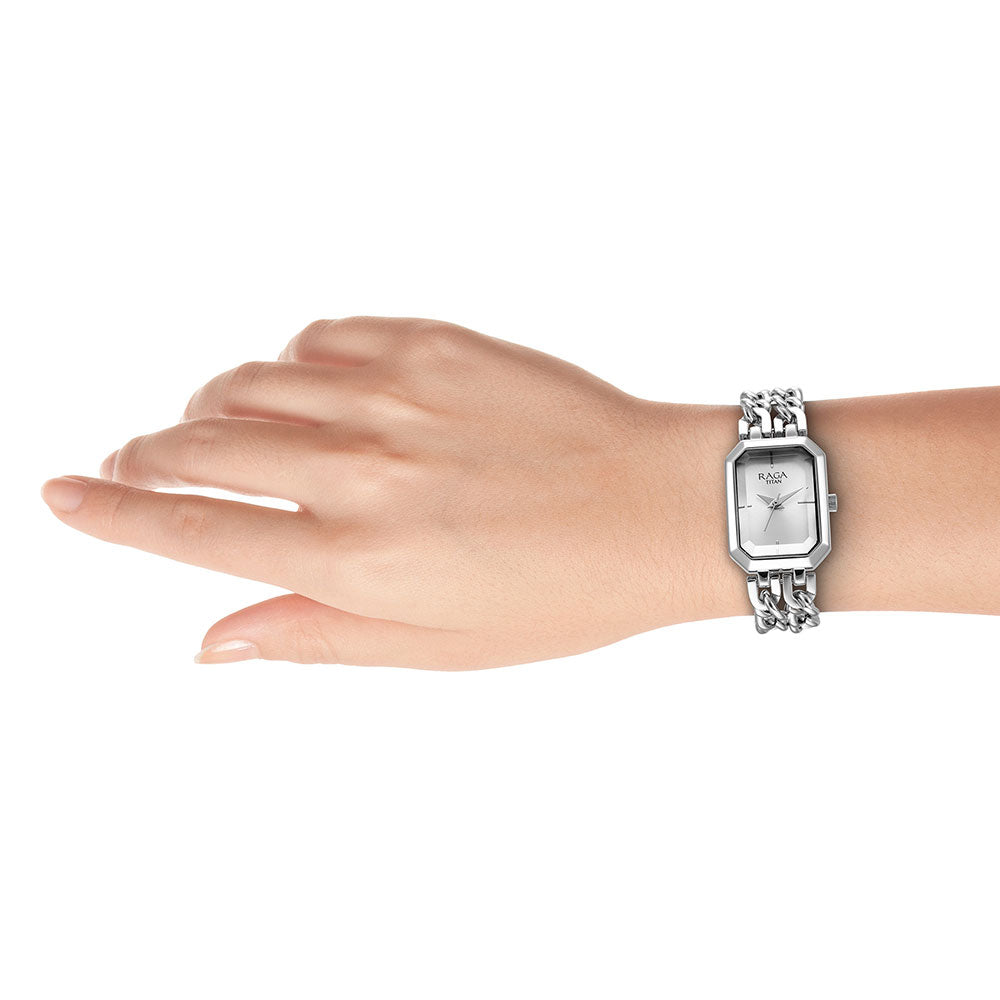 TITAN Women Raga - 95283SM01