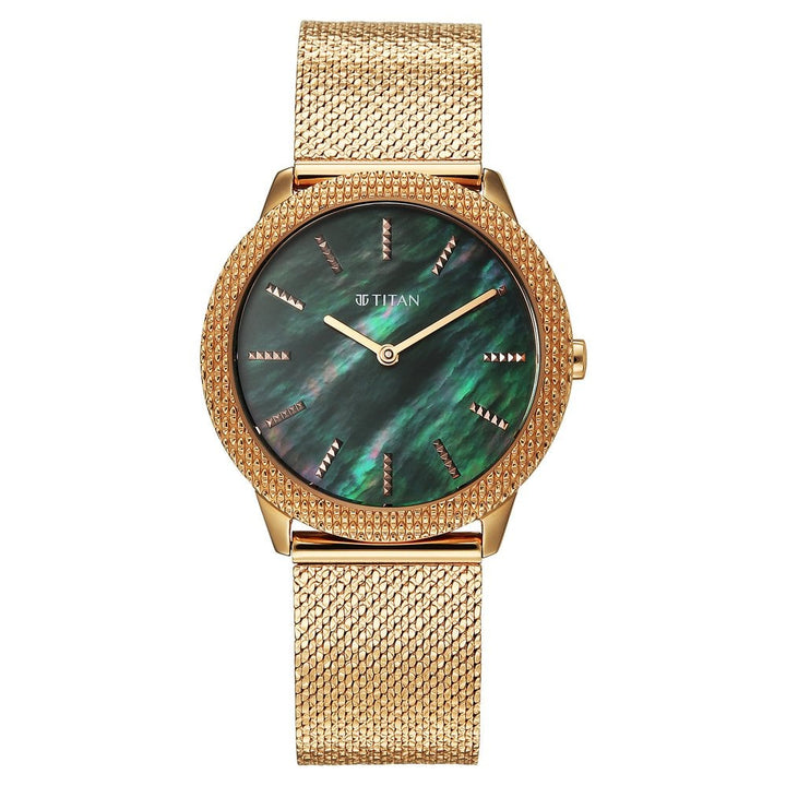 https://www.titan.co.in/on/demandware.static/-/Sites-titan-master-catalog/default/dw6252ea0f/images/Titan/Catalog/95331WM01_1.jpg