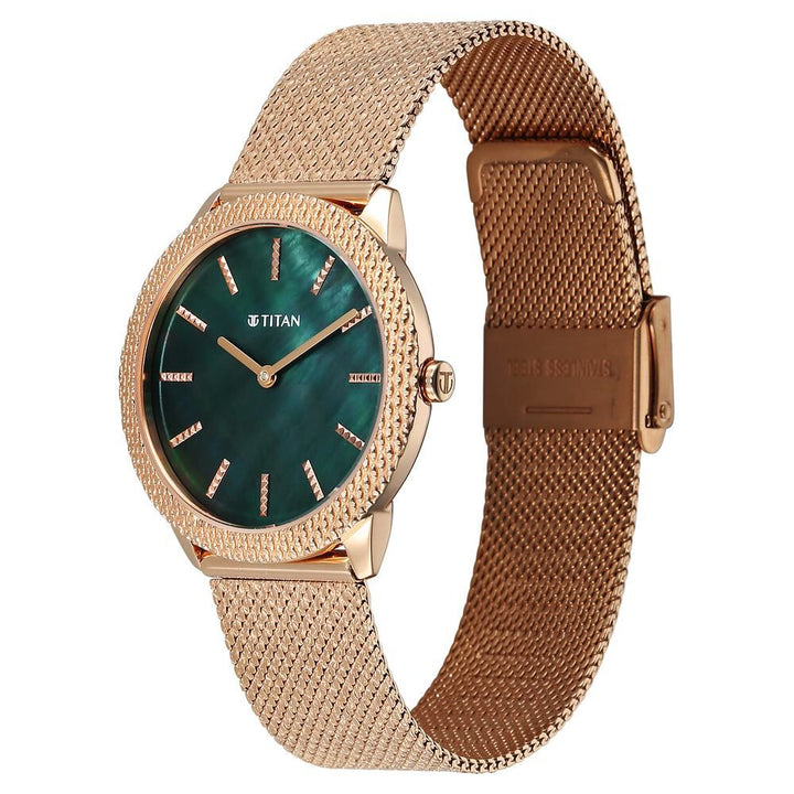 https://www.titan.co.in/dw/image/v2/BKDD_PRD/on/demandware.static/-/Sites-titan-master-catalog/default/dwaa1f5387/images/Titan/Catalog/95331WM01_3.jpg