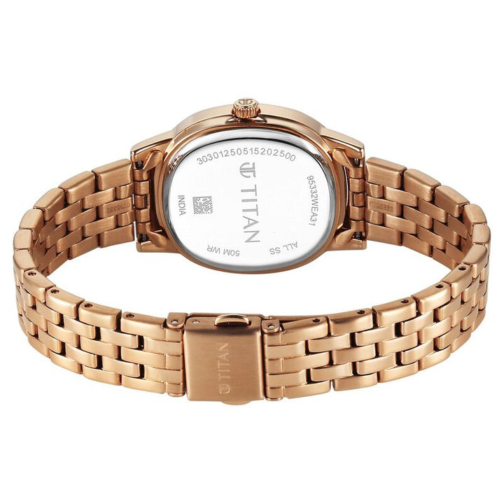 https://www.titan.co.in/dw/image/v2/BKDD_PRD/on/demandware.static/-/Sites-titan-master-catalog/default/dw2b5903fa/images/Titan/Catalog/95332WM01_5.jpg?sw=800&amp;sh=800