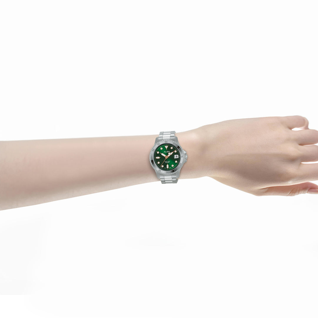 https://www.albawatches.com/storage/product/AG8Q39X1-on%20wrist.jpg