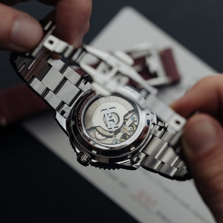 Earnshaw Hawke Power Reserve Petrol Black