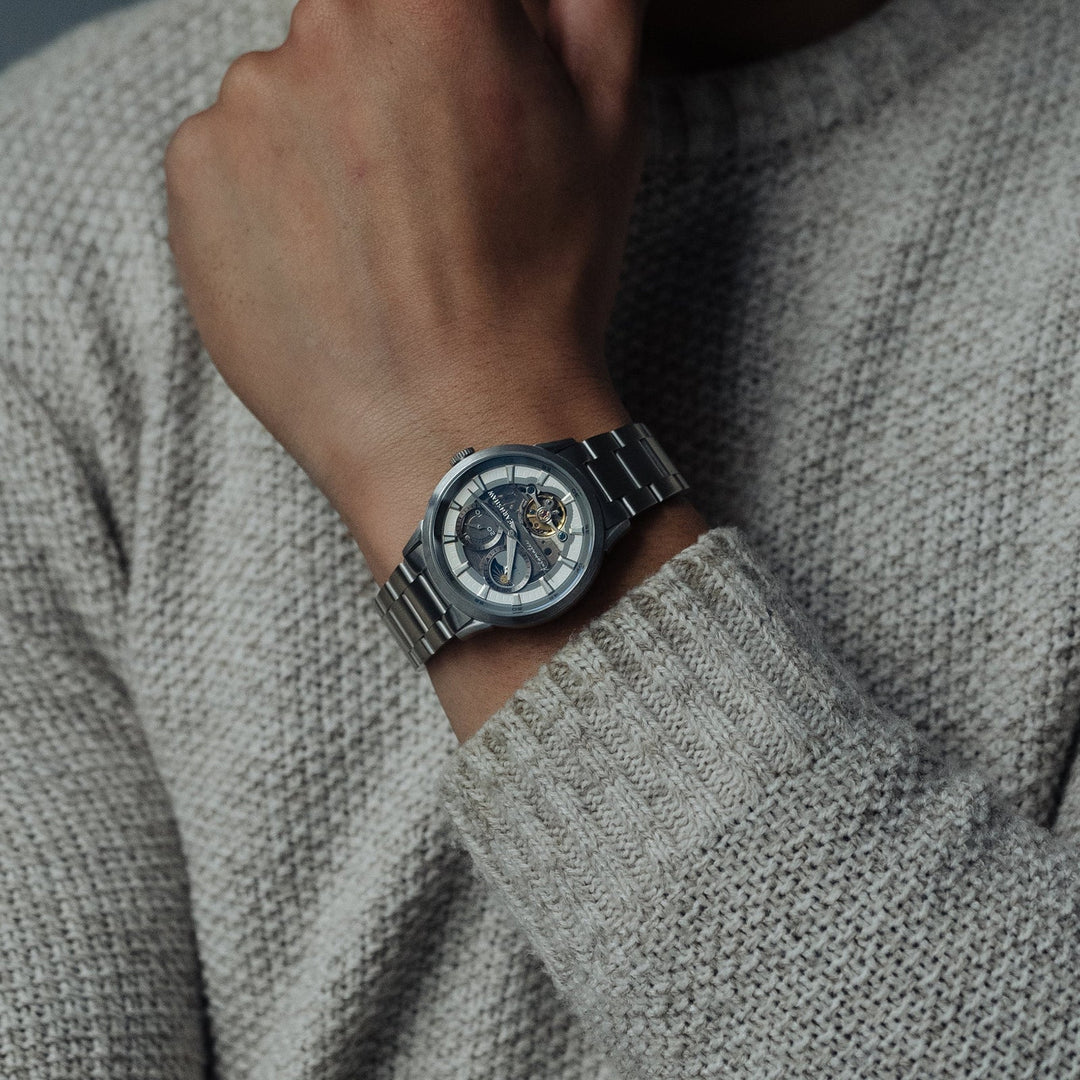 Earnshaw Carlyle Sun Moon Open Heart Automatic Manor Grey